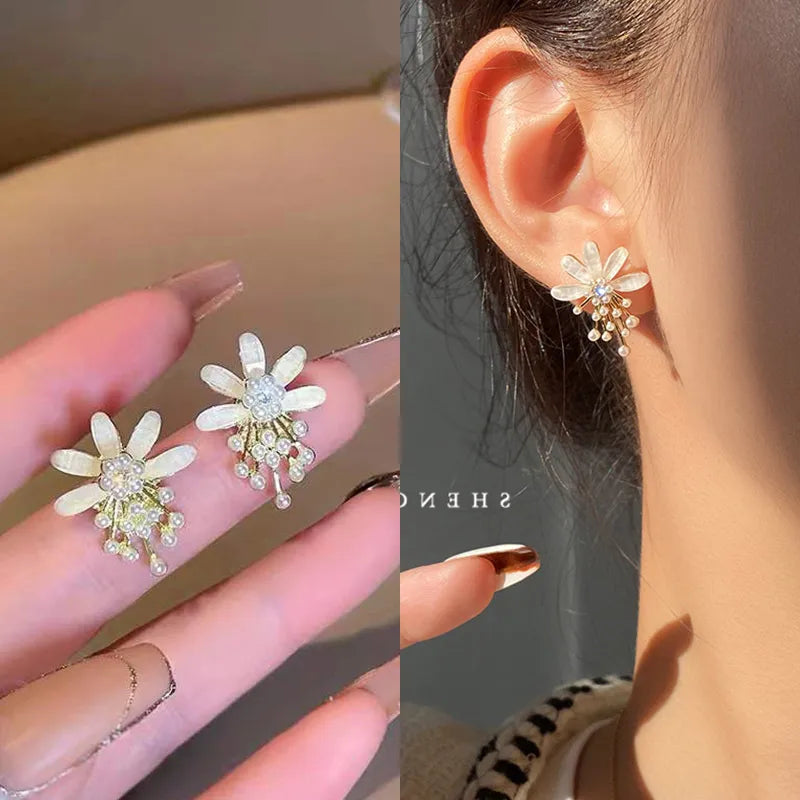 Dewdrop Daisy Earrings