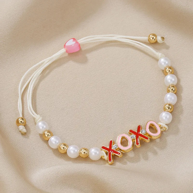 Sweetheart String Bracelet