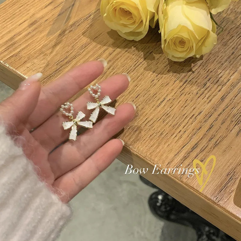 Pearl Elegance Bow